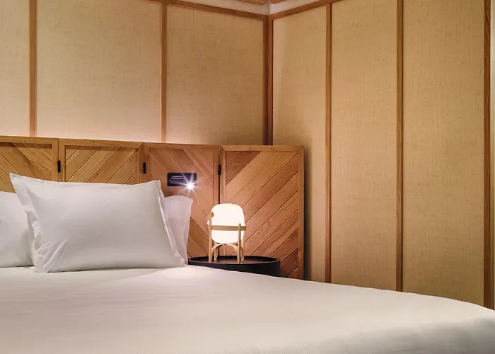 H10 Madison Hotel 4*