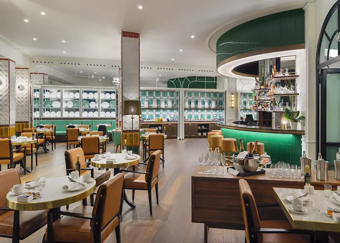 Hotel H10 Madison 4*