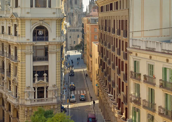 H10 Madison Hotel 4*