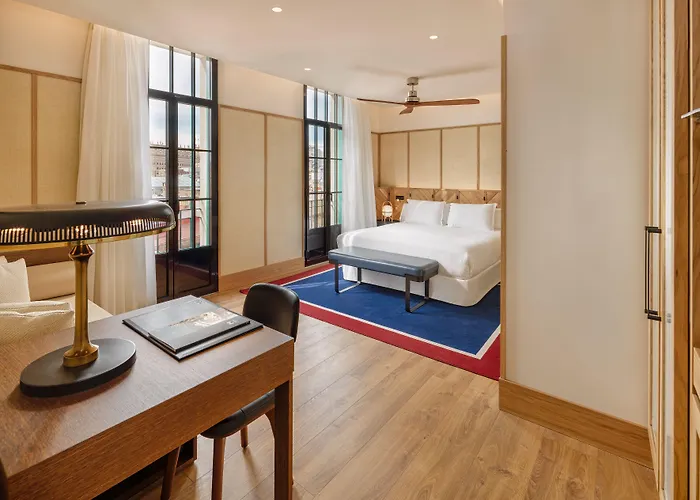 H10 Madison Hotel 4*