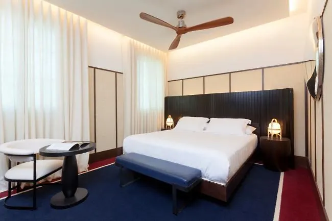 Hotel H10 Madison 4*