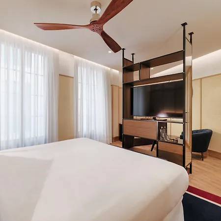 H10 Madison برشلونة