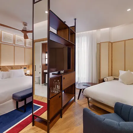 Hotel H10 Madison
