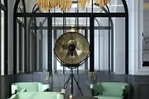 H10 Madison برشلونة